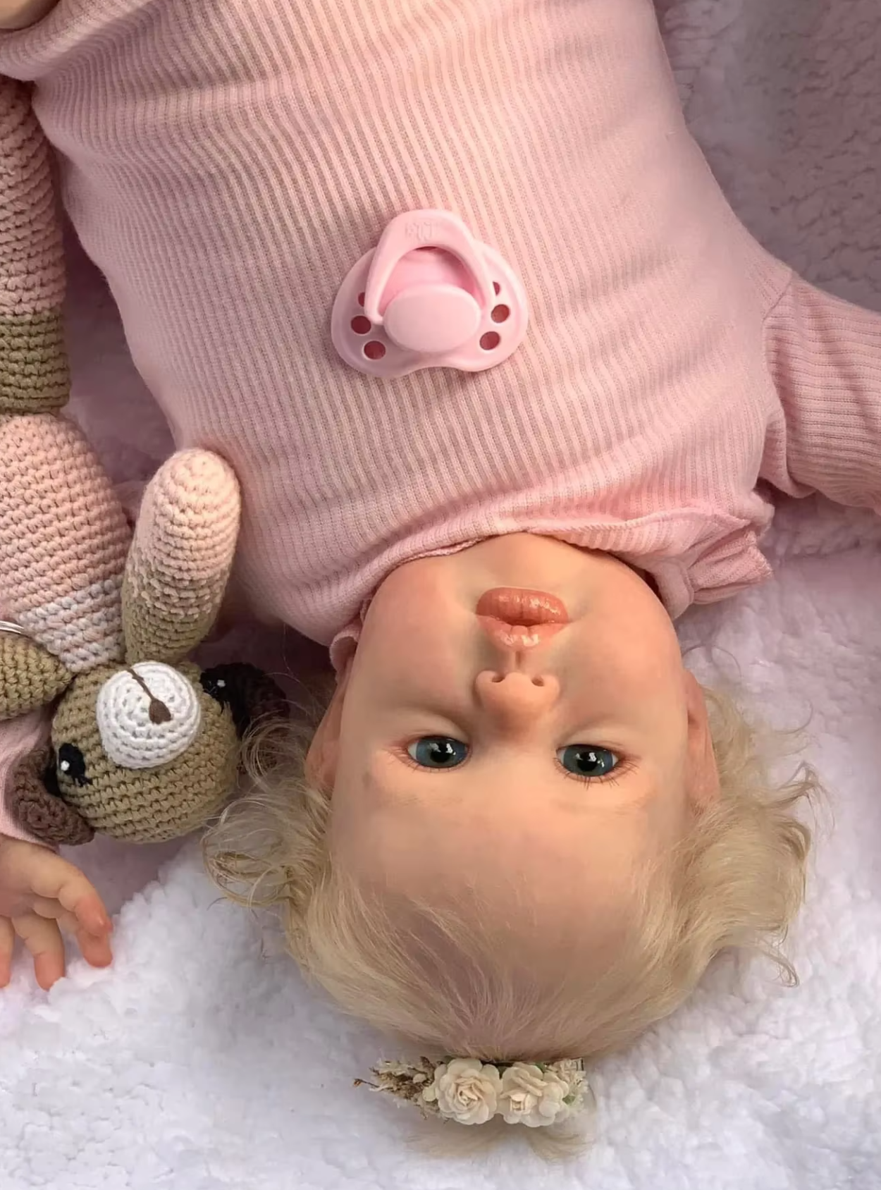 Ellie – 60 cm Reborn Babypuppe Mädchen mit Hand-Rooted Haar – Deine Kuschelfreundin in der Schweiz