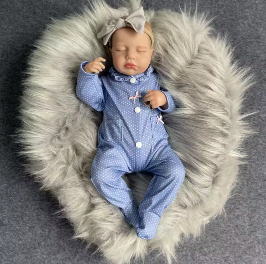 Bambola Reborn Bambina Addormentata in Abito Blu – Bambola Neonata Realistica da 50 cm