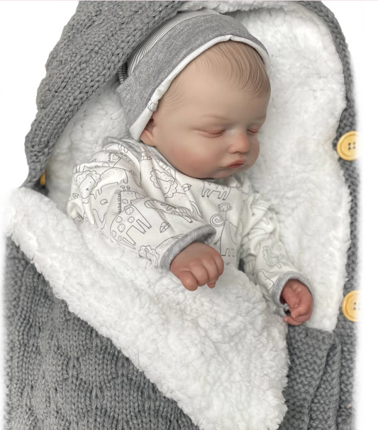 “Aurelia” – bambola reborn realistica da 46 cm dipinta a mano