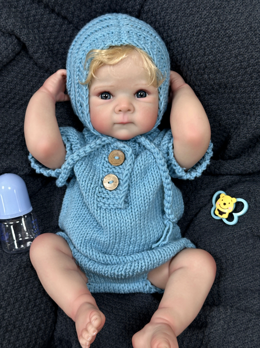 Darcy – 50 cm Reborn Babypuppe aus Vinyl mit leuchtend blauen Augen