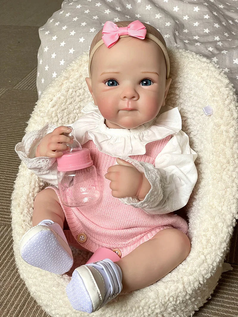Elina – 50 cm bezaubernde Reborn Babypuppe mit blauen Augen & rosa Strickoutfit