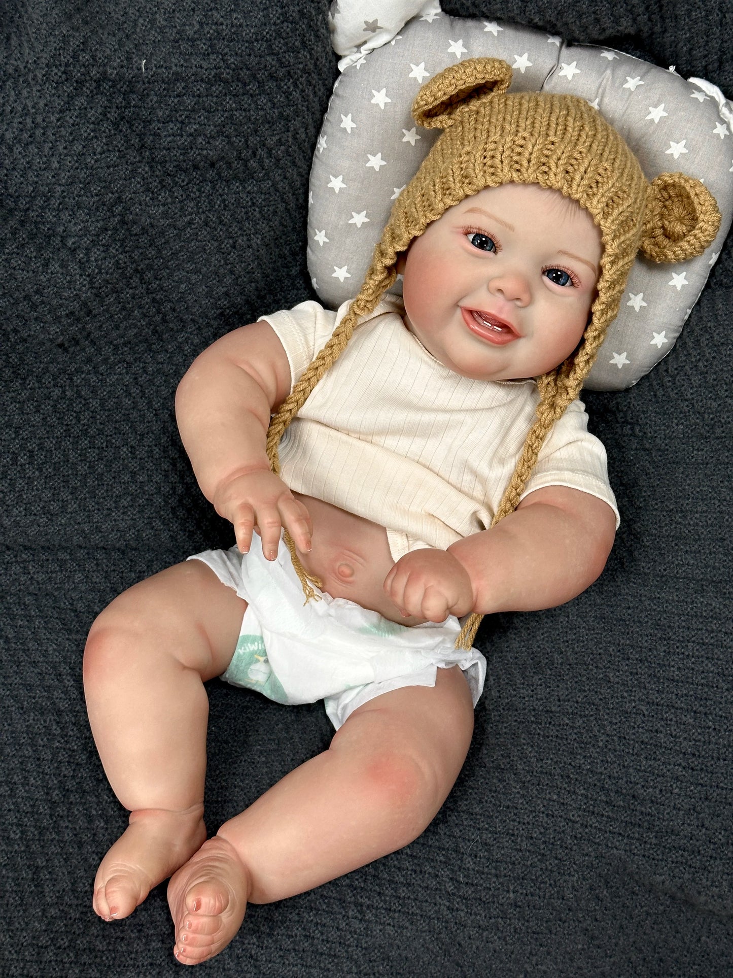 Emilia – 50 cm Reborn Babypuppe mit Vollvinylkörper, blauen Augen & handbemaltem Haar