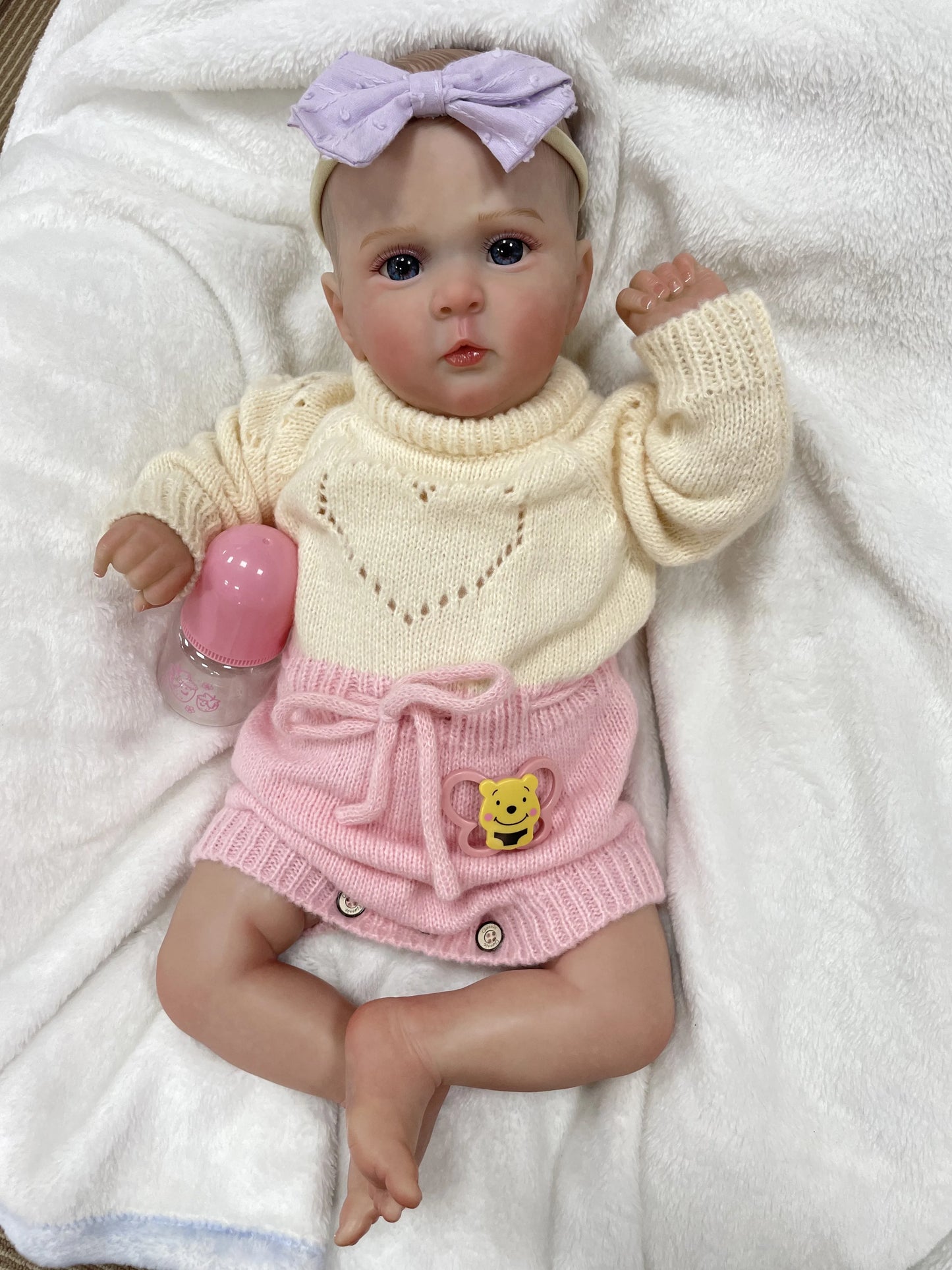Lia – 48 cm liebevoll gestaltete Reborn Babypuppe mit natürlichem Charm