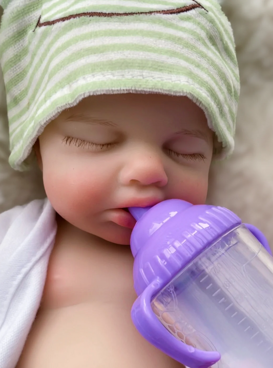 „Riley“ – 33 cm Vollsilikon Reborn Babypuppe mit Offenem Mund | Schweiz