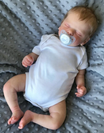 Sam – 46 cm Realistische Reborn Babypuppe mit 3D-Hautstruktur & Sichtbaren Äderchen